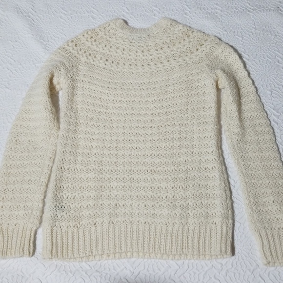 Lauren Ralph Lauren Alpaca Loose Crochet Sweater, Size SP - Picture 9 of 14